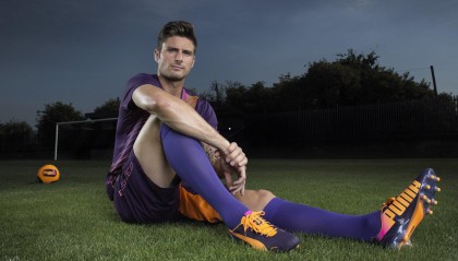 【开云】泰山队五将回归引发阵容震荡，新星培养遇瓶颈段刘愚面临生涯抉择，自由身后卫成外援替代新思路